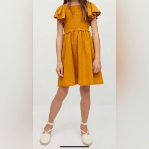 NWT Ruffle Sleeve Dress